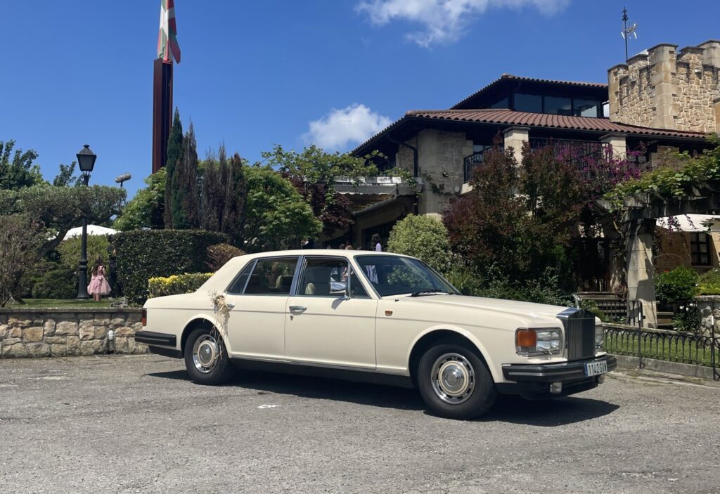 Coche Clásico Rolls Royce Silver Spirit Blanco