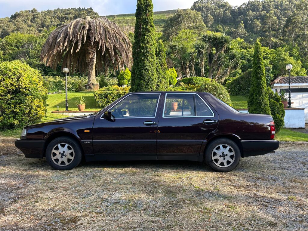 Alquilar Lancia Thema Burdeos para eventos, rodajes