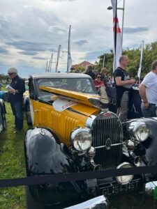 Viaje al Tour Auto 2026 a bordo del Lancia Thema